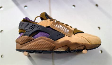 nike huarache limited edition